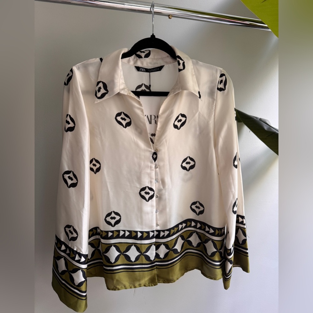 Zara Cream Long Sleeve Button Down Shirt